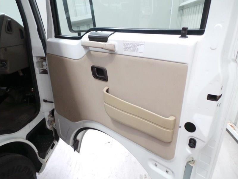 2010 MITSUBISHI ROSA BUS