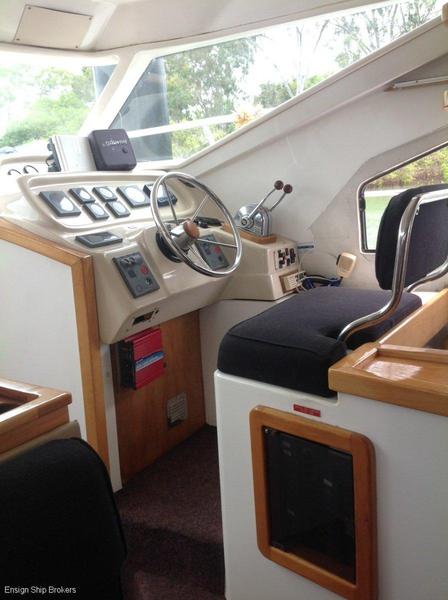 Integrity 37 Flybridge