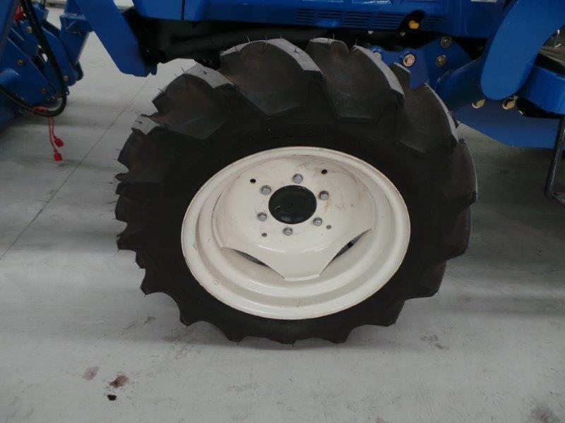 2015 ISEKI TG5330.4R 4WD RPS TRACTOR & 4 IN 1 LOADER PACKAGE CW