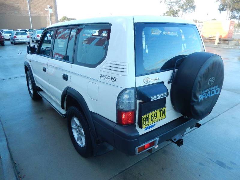 2000 TOYOTA LANDCRUISER PRADO RV6 (4x4) VZJ95R