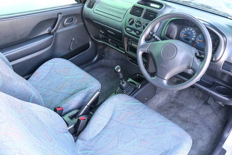 2003 SUZUKI IGNIS GA
