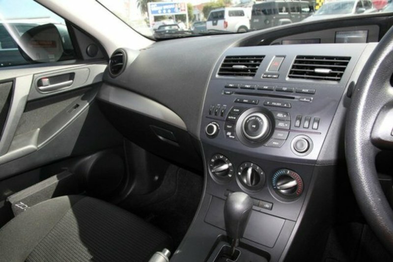 2013 MAZDA MAZDA3 NEO BL MY13