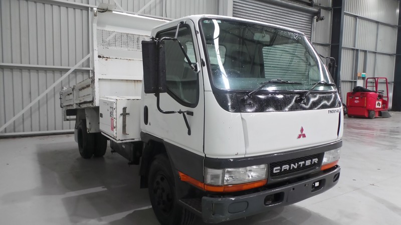 2002 MITSUBISHI CANTER Canter Truck
