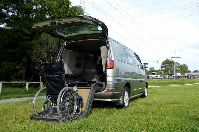 1999 NISSAN ELGRAND E50