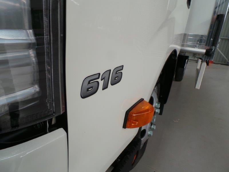 2015 HINO 616 - 300 SERIES