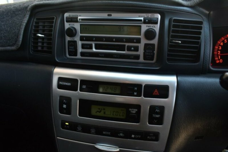 2004 TOYOTA COROLLA SPORTIVO ZZE123R