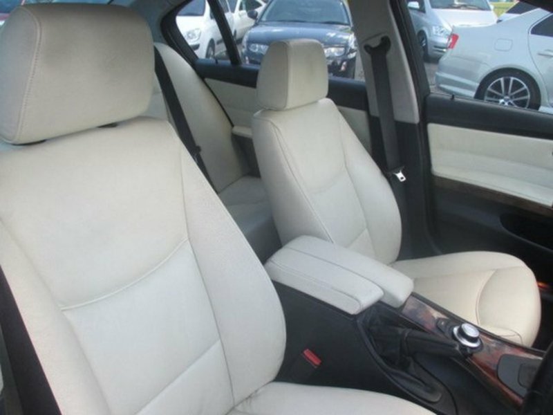 2008 BMW 3 25i E90 07 UPGRADE