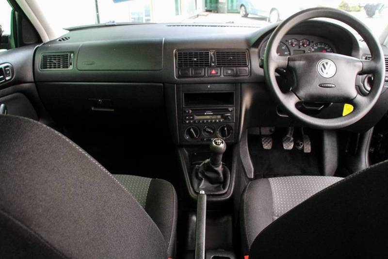 2003 VOLKSWAGEN GOLF 1.6 GENERATION