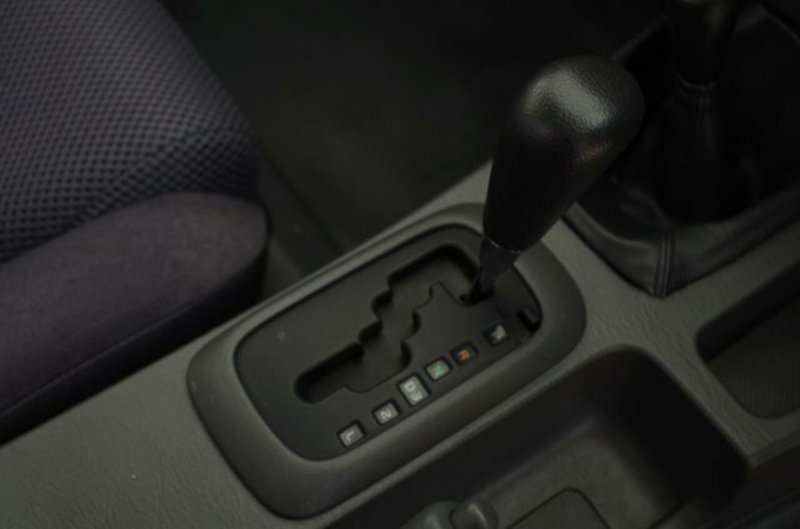 2012 TOYOTA HILUX SR (4x4) KUN26R MY12