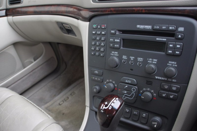 2000 VOLVO S80 T6 SE