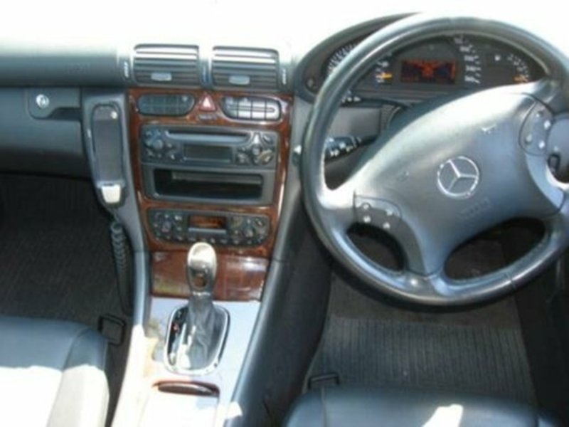 2002 MERCEDES-BENZ C200 KOMPRESSOR ELEGANCE W203