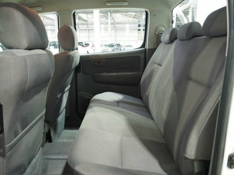 2012 TOYOTA HILUX SR (4x4) KUN26R MY12