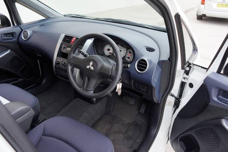 2007 MITSUBISHI COLT ES RG MY07