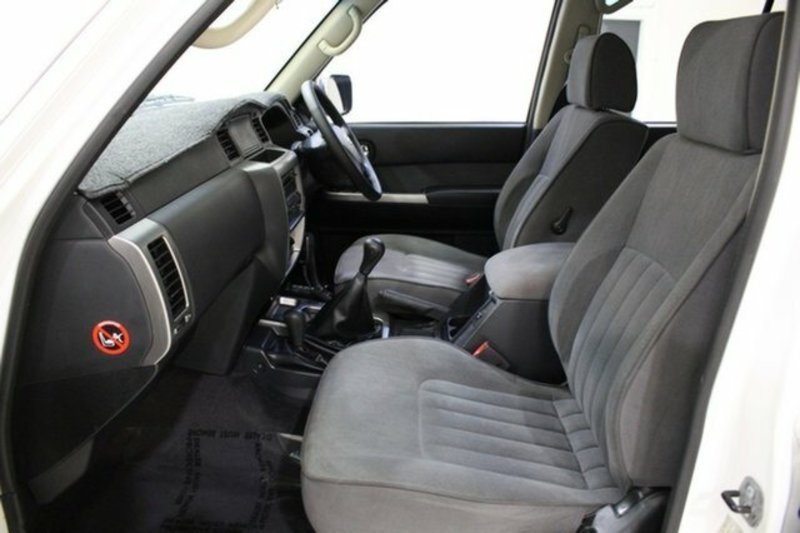 2011 NISSAN PATROL ST (4x4) MY11 UPGRADE