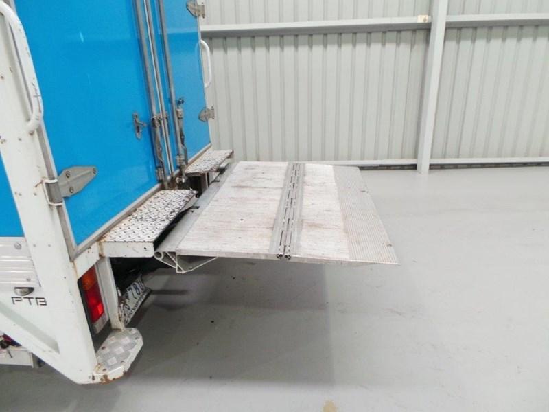 2011 FUSO CANTER 515 PANTECH