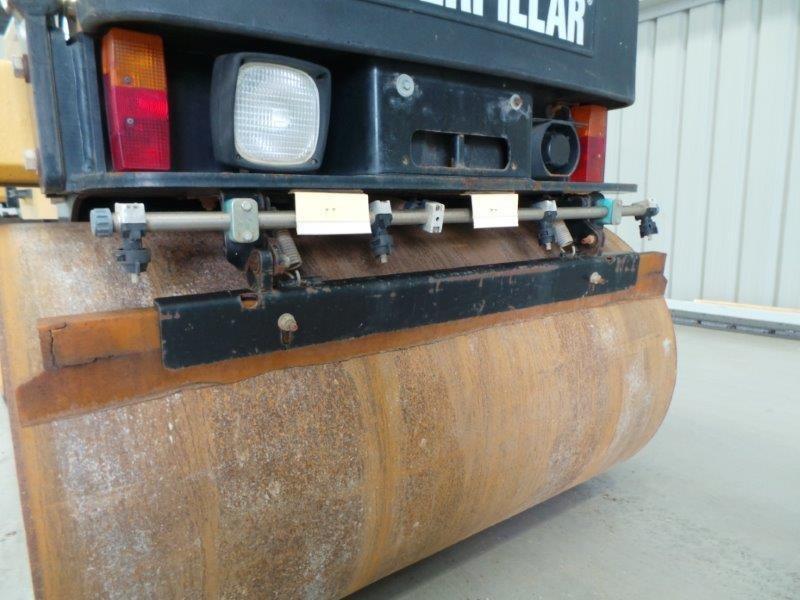 CATERPILLAR CB-224E