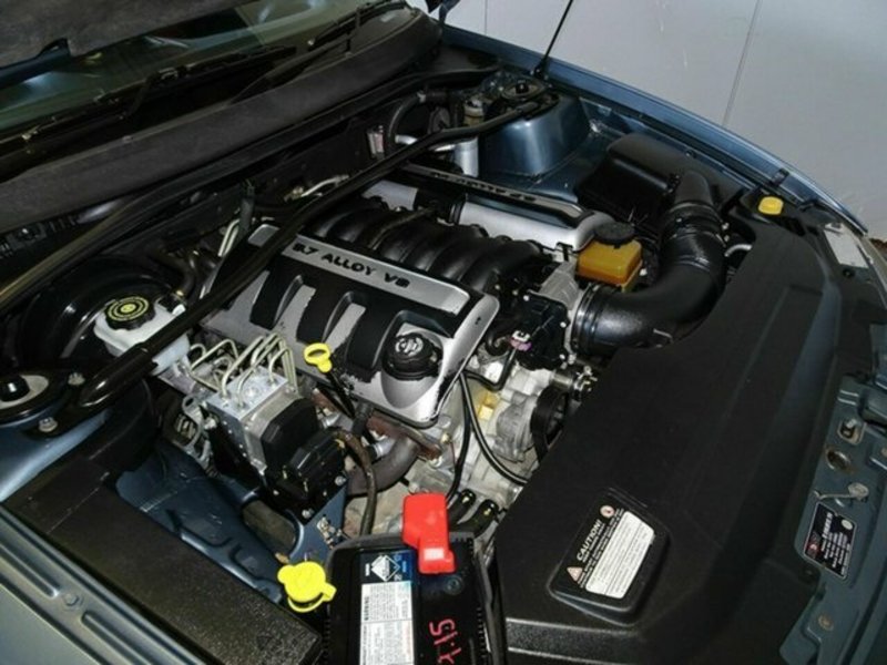 2005 HSV AVALANCHE XUV VYII