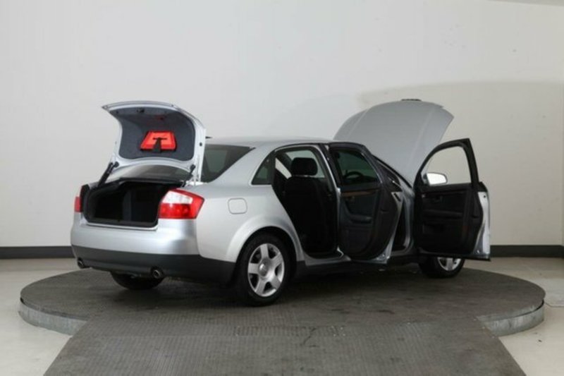 2004 AUDI A4 2.4 B6