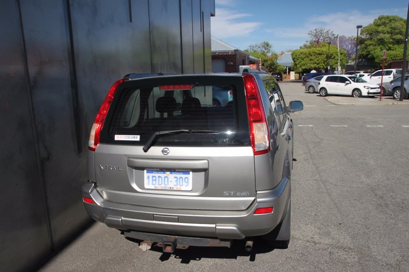 2002 NISSAN X-TRAIL ST T30