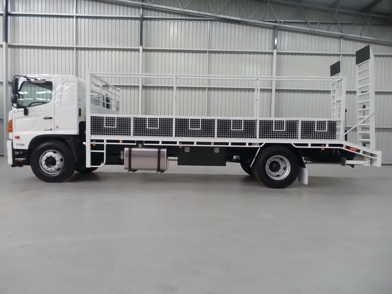2016 HINO GH 1728-500 Series GH 1728-500 Series Truck