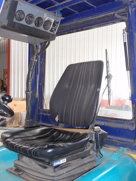 2003 KOMATSU FORKLIFT