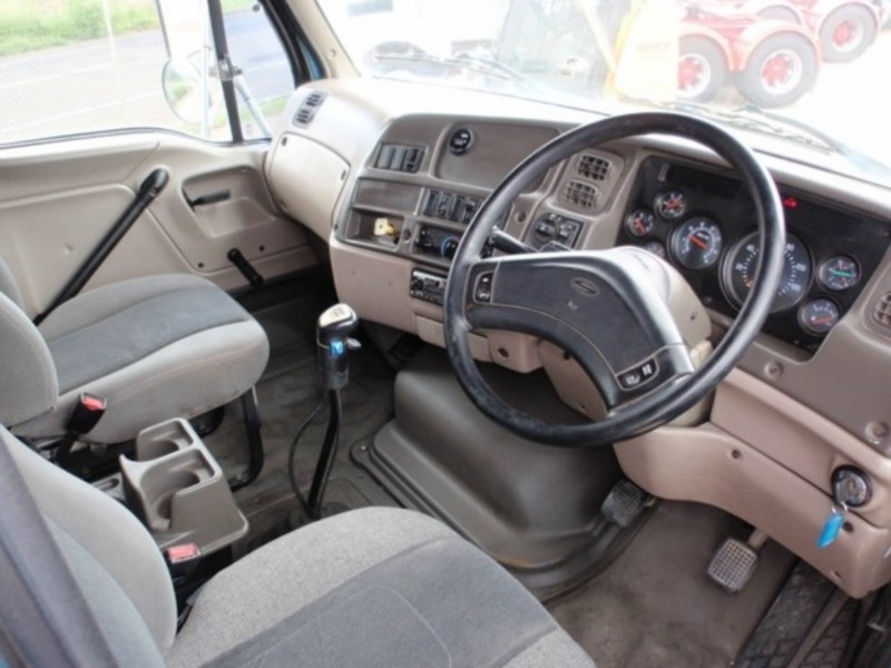 2003 STERLING Truck