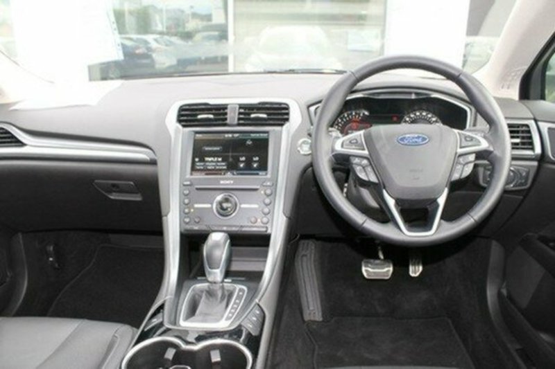 2015 FORD MONDEO TITANIUM TDCi MD