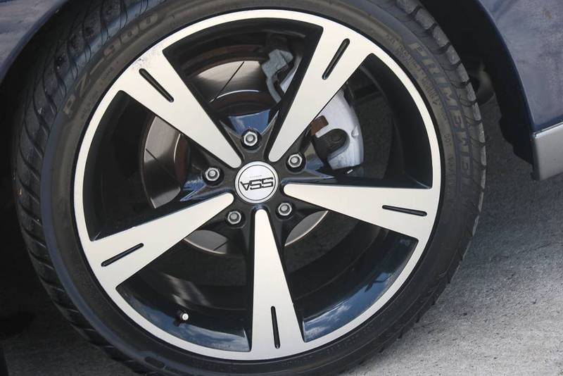 2004 HOLDEN STATESMAN V8 WK
