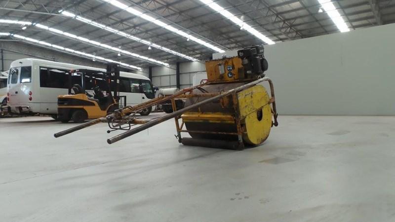 MENTAY CRICKET PITCH ROLLER