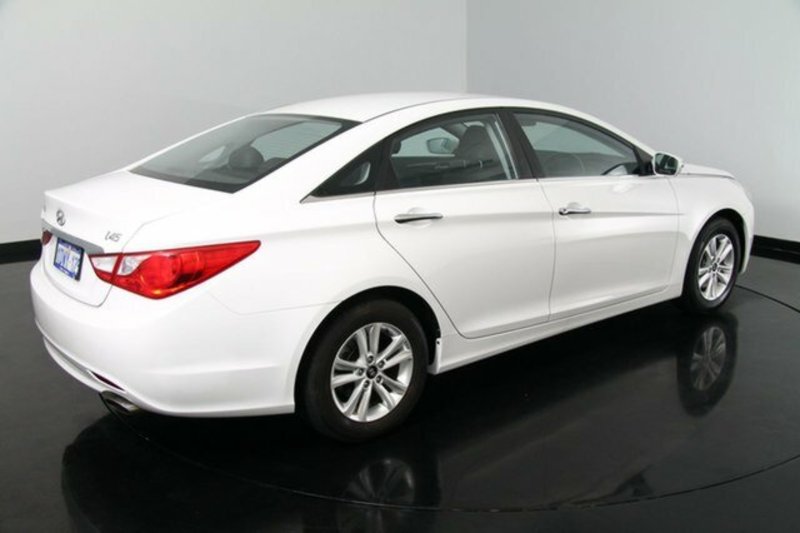 2012 HYUNDAI i45 ACTIVE YF MY11