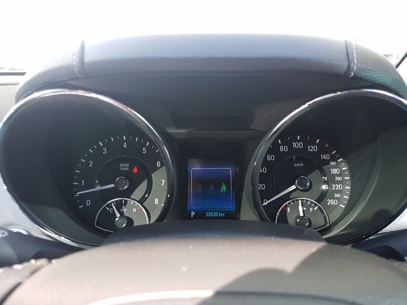 2014 HOLDEN CALAIS V VF