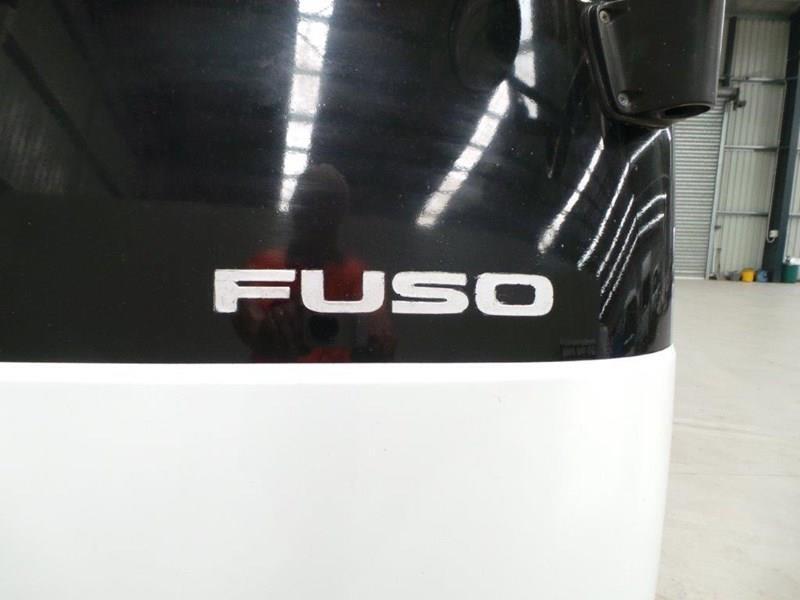 2010 MITSUBISHI ROSA BUS