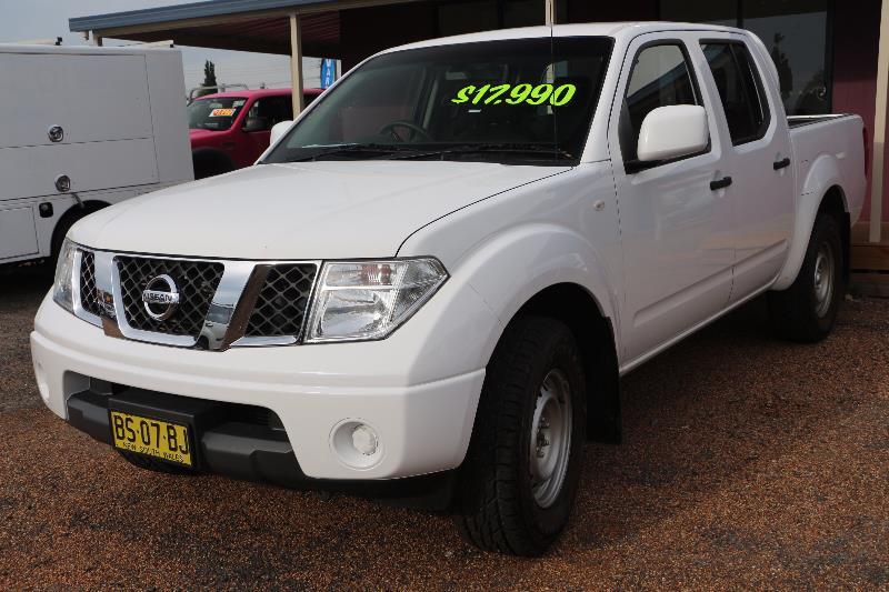 2012 NISSAN NAVARA dual cub utility