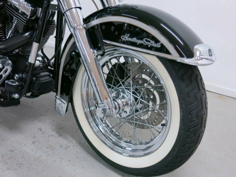 2003 HARLEY-DAVIDSON FLSTC Heritage Softail Classic