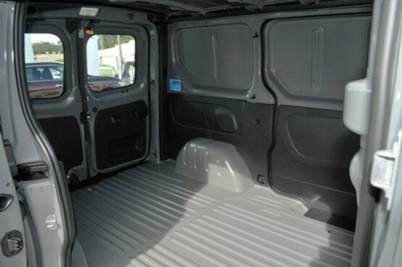 2017 RENAULT TRAFIC SWB X82 MY17