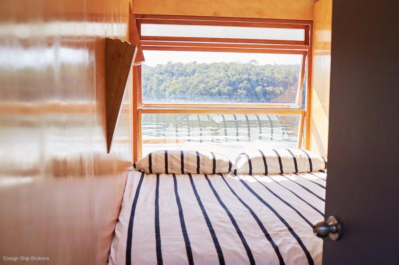 Arkiboat Houseboat