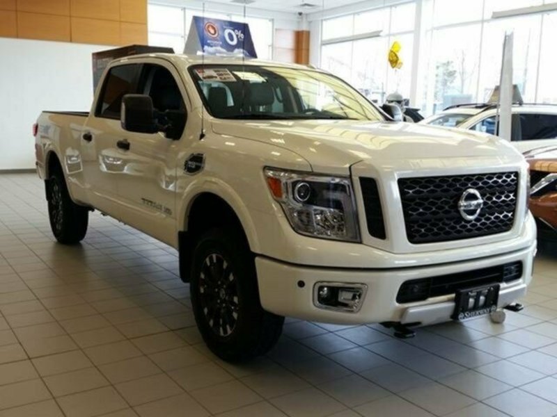 2017 NISSAN Titan PRO 4X