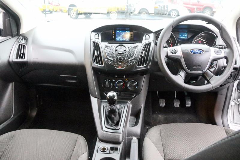 2011 FORD FOCUS AMBIENTE LW