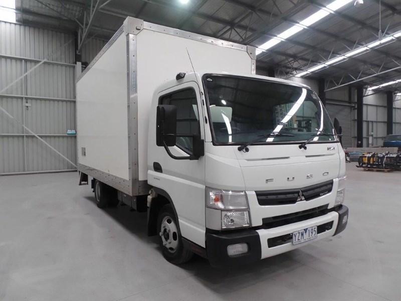 2012 FUSO CANTER 515
