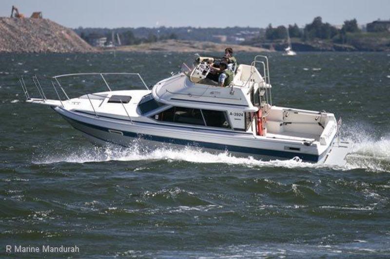 Bayliner 2556 Ciera Command Bridge *** $34,900 ***