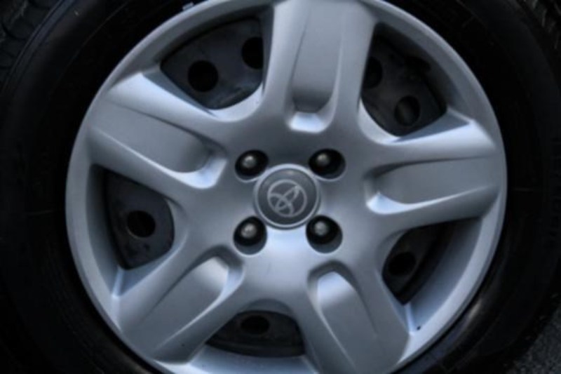 2004 TOYOTA COROLLA ASCENT ZZE122R