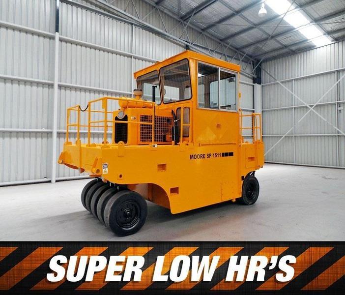 1979 MOORE SP1511 ROLLER