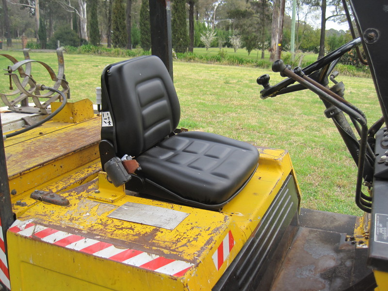 KOMATSU FG45 FORKLIFT