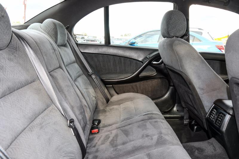 2004 HOLDEN CALAIS VY II