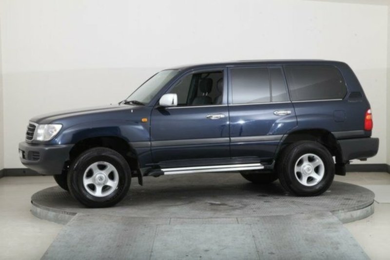 1999 TOYOTA LANDCRUISER GXL (4x4) FZJ105R