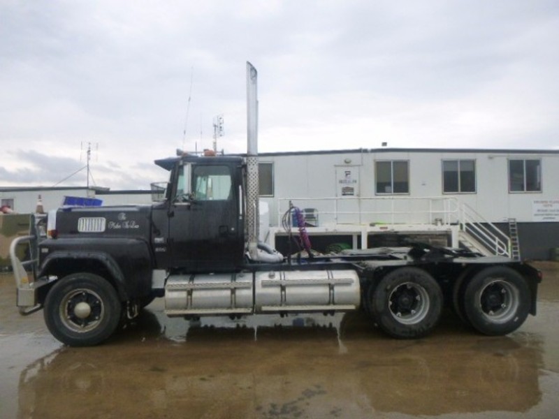 1984 FORD LTL9000 Ford LTL9000 Prime Mover LTL9000 Truck