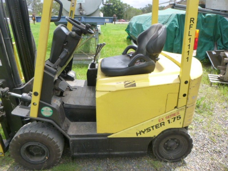 2004 HYSTER J1.75 Electric Forklift