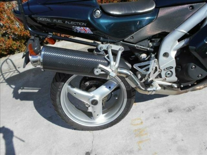 2002 TRIUMPH 955CC T955i (DAYTONA 955i)
