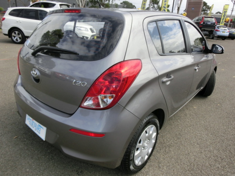 2013 HYUNDAI i20 ACTIVE PB MY12.5