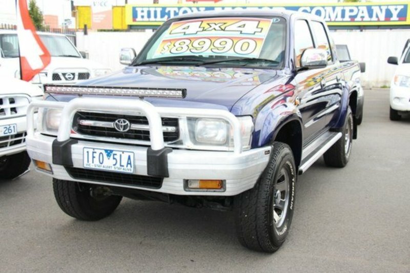 2000 TOYOTA HILUX SR5 (4x4) RZN169R